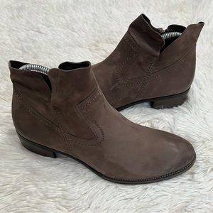 Paul Green Boston booties size 8